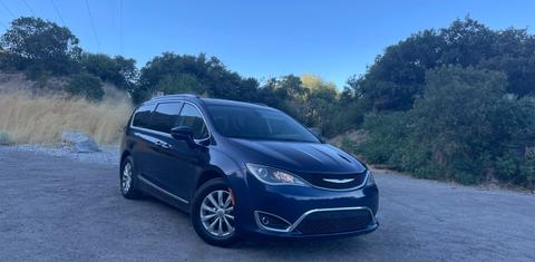 Chrysler Pacifica 2018