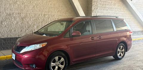 Toyota Sienna 2014