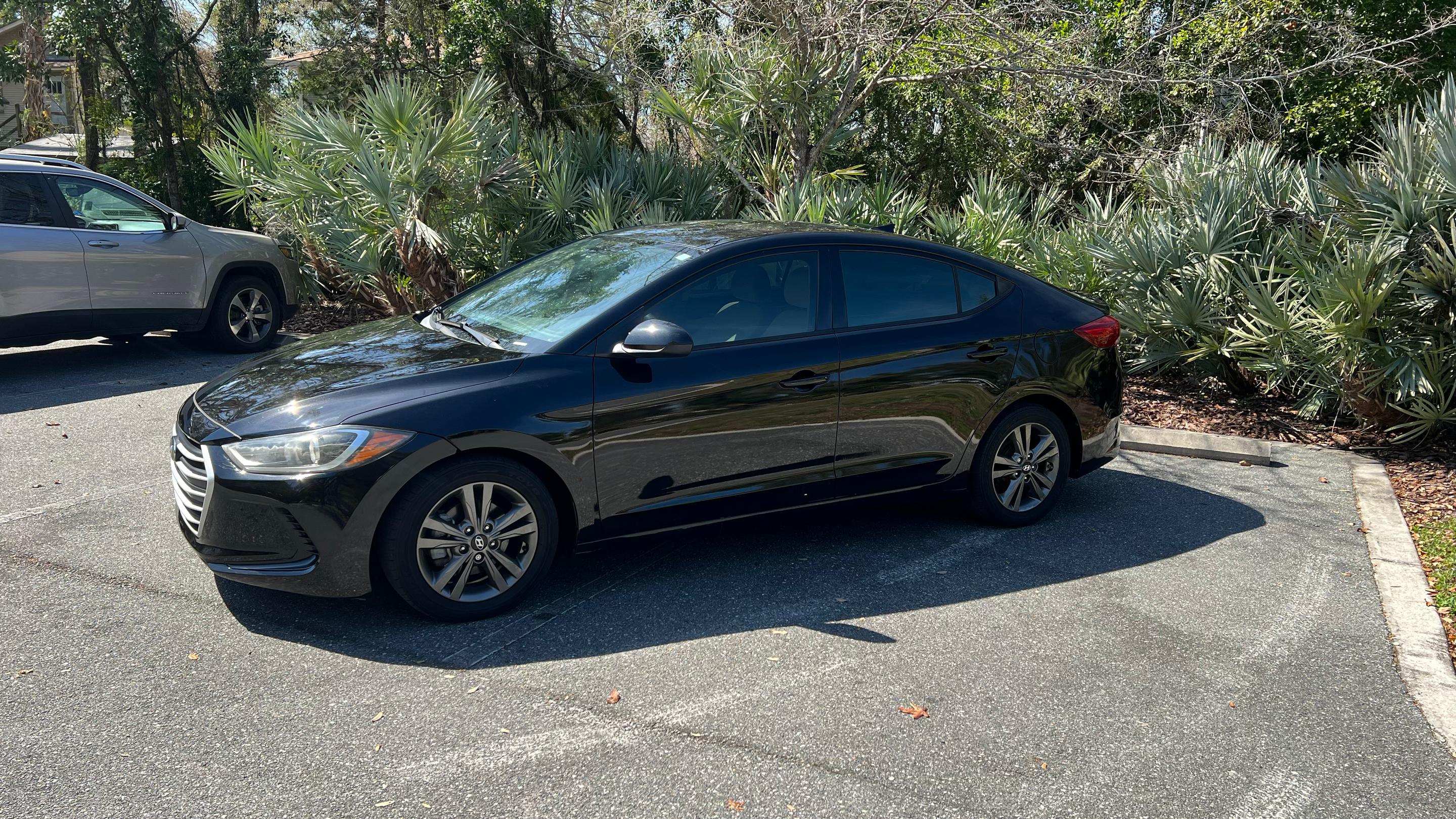 Hyundai Elantra 2017 in 
