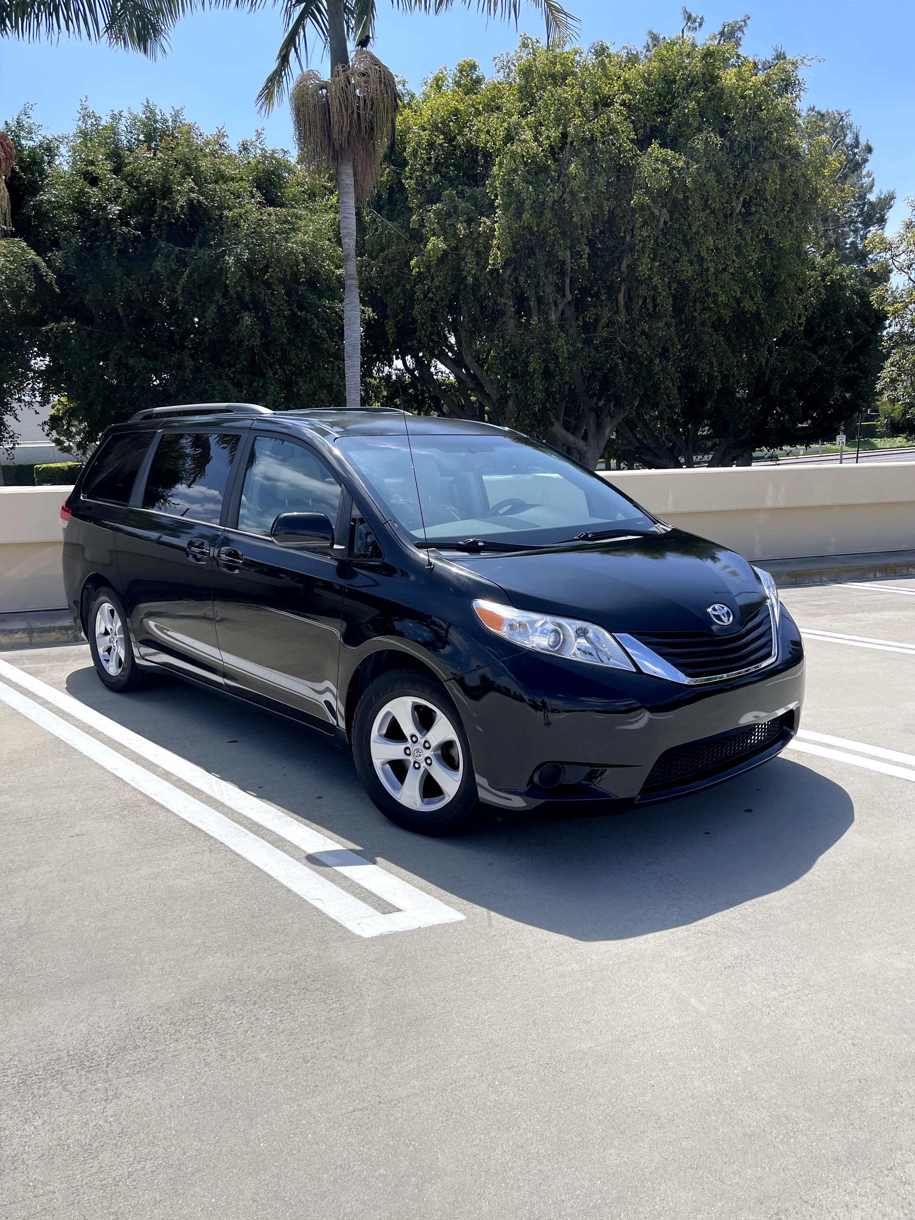 Toyota Sienna 2014 in 