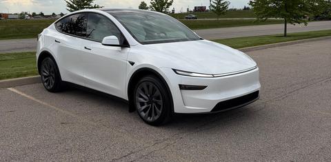 Tesla Model Y 2026