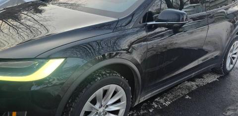 Tesla Model X 2016