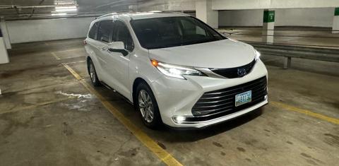 Toyota Sienna 2023