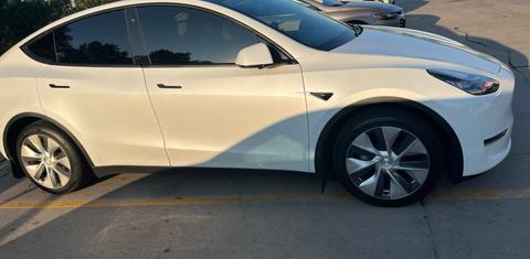 Tesla Model Y 2020
