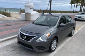 Nissan Versa car