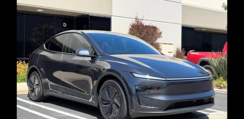 Tesla Model Y 2026