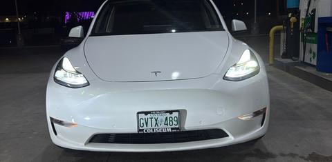 Tesla Model Y 2021