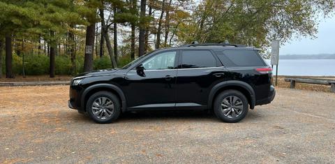 Nissan Pathfinder 2024