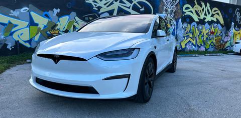 Tesla Model X 2023