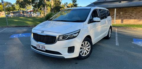 Kia CARNIVAL 2017