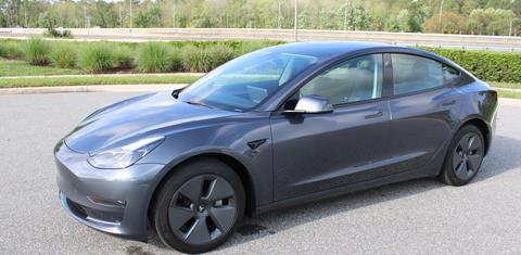 Tesla Model 3 2023