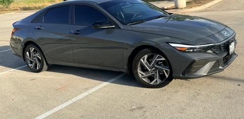 Hyundai Elantra 2025