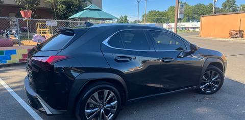Lexus UX 2021
