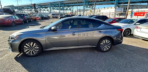 Nissan Altima 2024