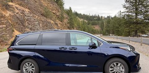 Toyota Sienna 2026