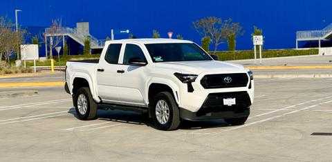 Toyota Tacoma 2024