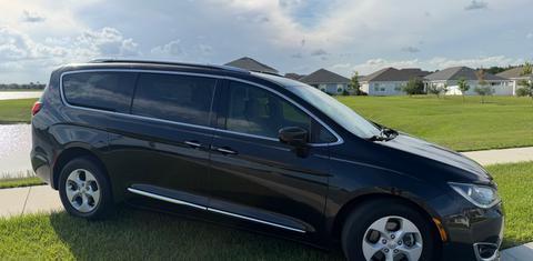 Chrysler Pacifica 2017