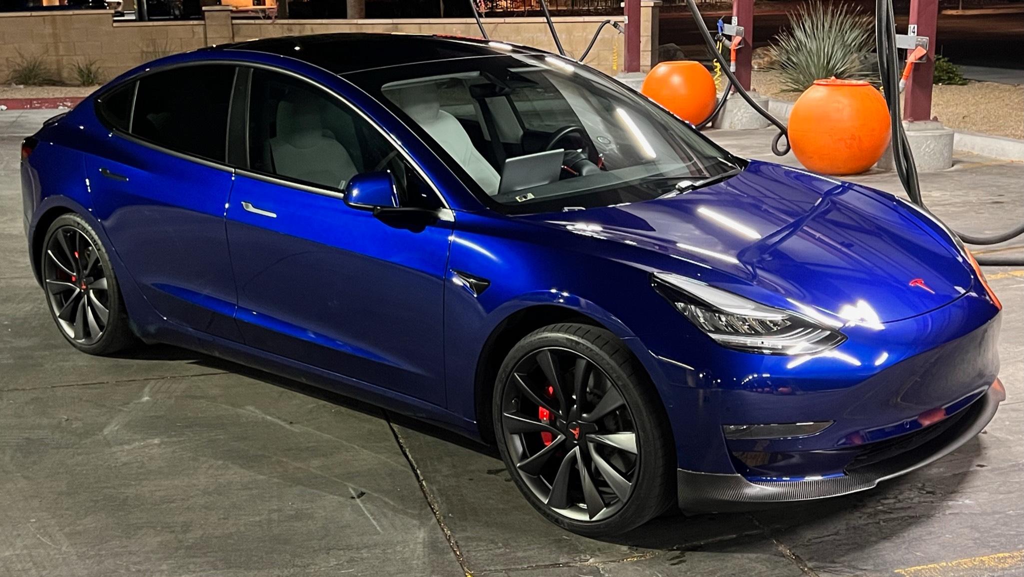 Tesla Model 3 2020 in Palm Springs, CA
