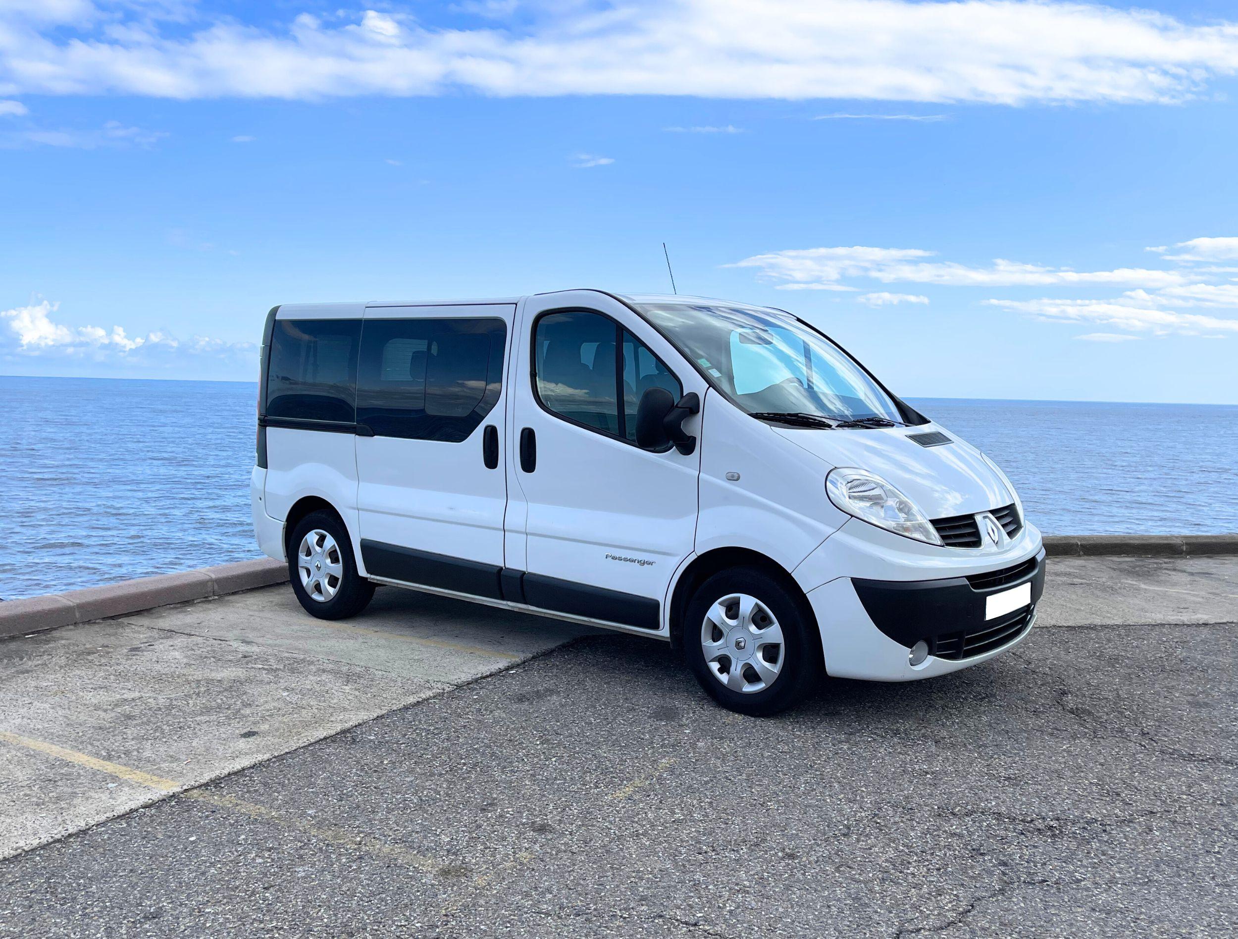 Renault TRAFIC II 2014 à Lucciana