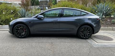 Tesla Model 3 2023