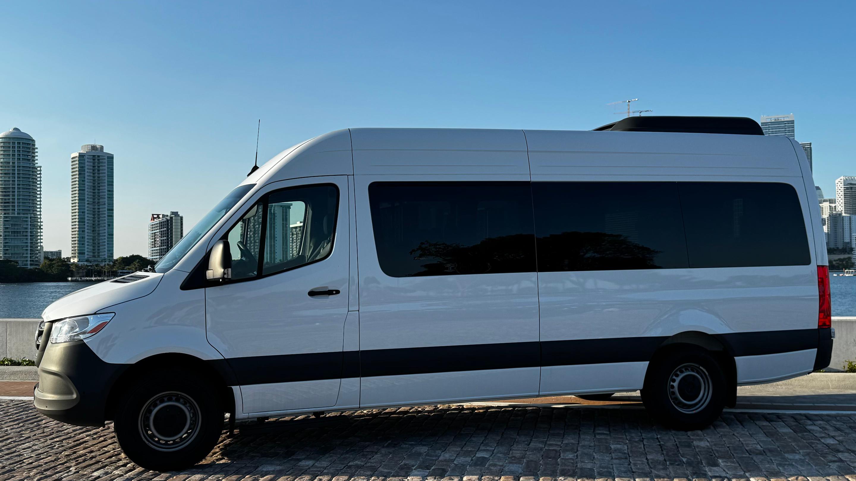 Mercedes-Benz Sprinter 2025 in 