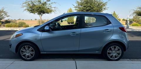 Mazda Mazda2 2013