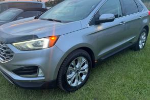 Ford Edge car