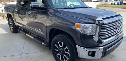 Toyota Tundra 2017
