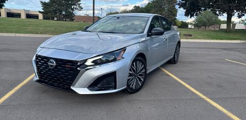Nissan Altima 2024