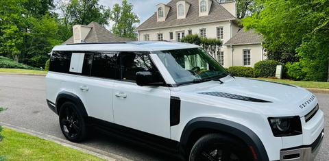 Land Rover Defender 2023