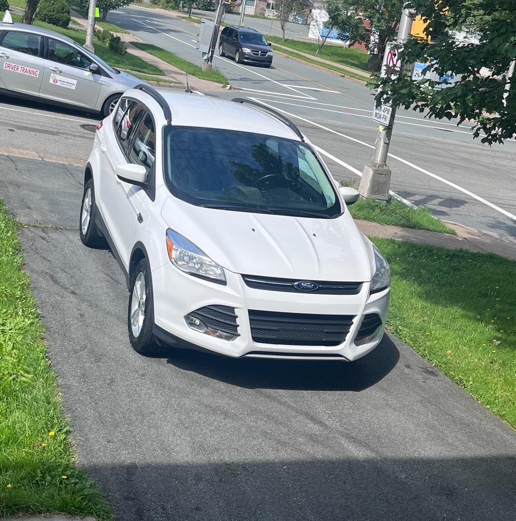 Ford Escape 2014 à 