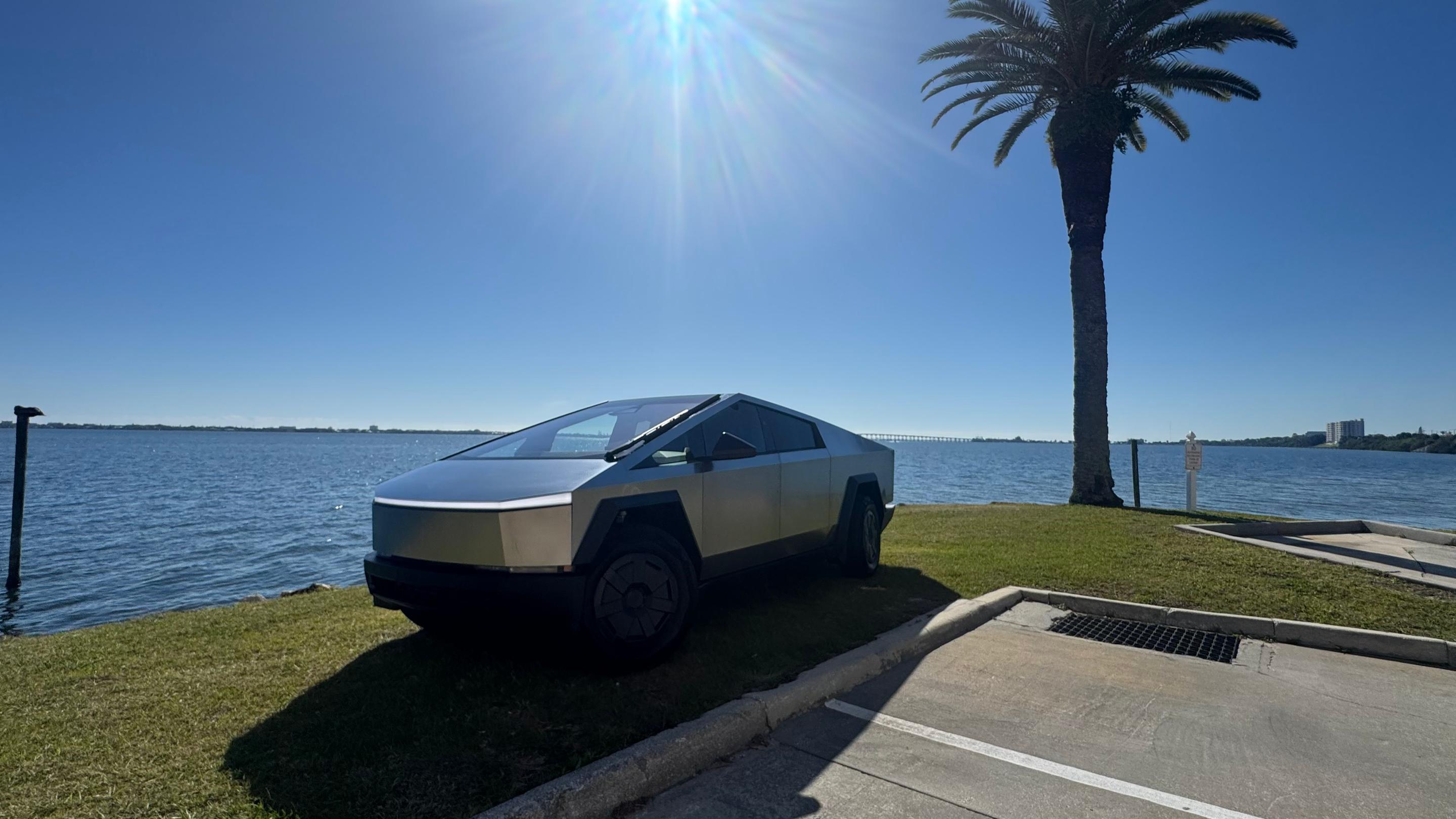 Tesla Cybertruck 2026 in Orlando, FL