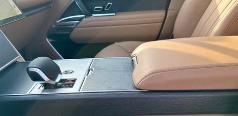 Land Rover Range Rover 2025