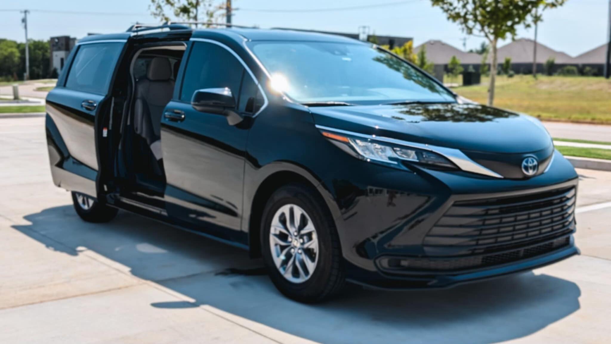 Toyota Sienna 2023 in Oklahoma City, OK