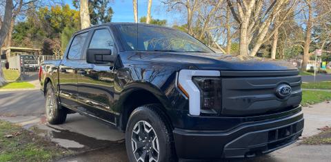 Ford F-150 Lightning 2023