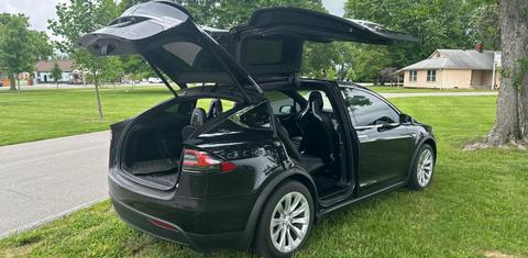 Tesla Model X 2016