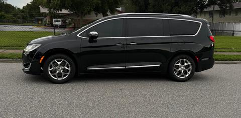Chrysler Pacifica 2017
