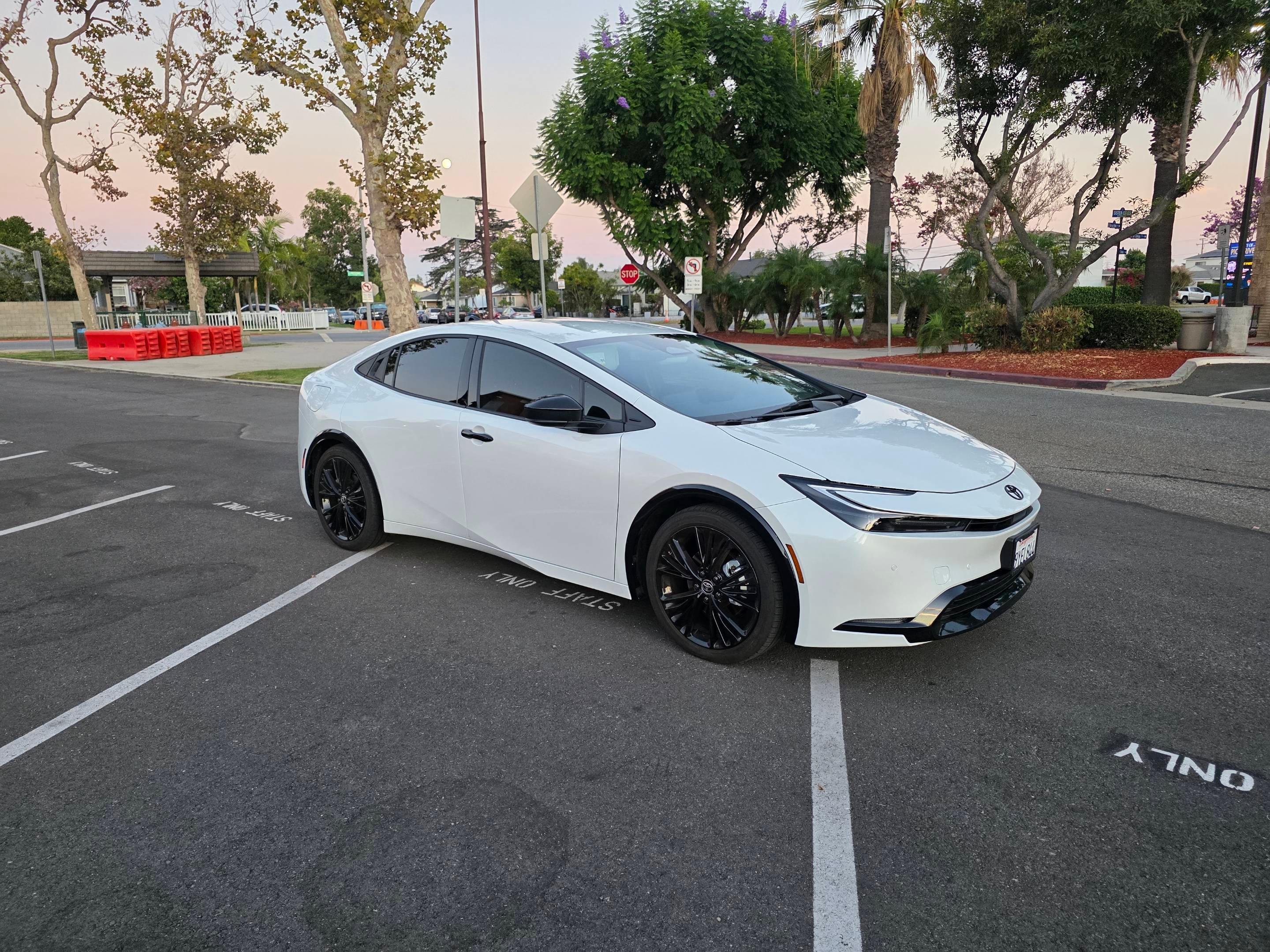 Toyota Prius Plug-In Hybrid 2026 in Pico Rivera, CA
