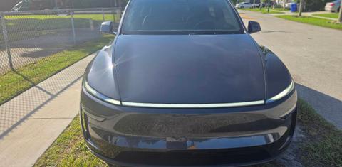 Tesla Model Y 2026