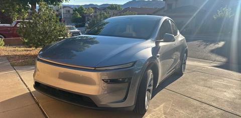 Tesla Model Y 2026