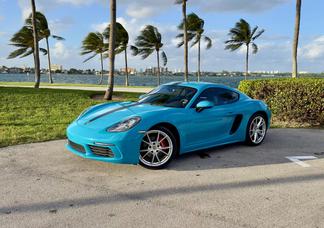 Porsche Cayman car