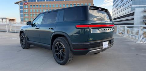 Rivian R2 2027