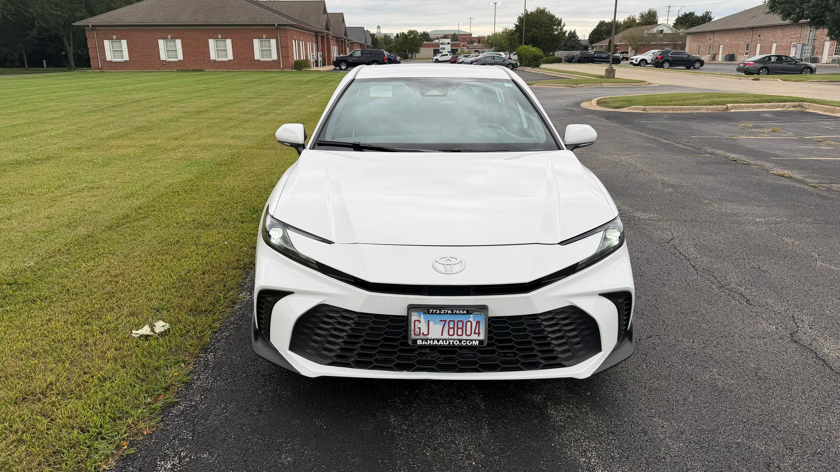 Toyota Camry Hybrid 2025 in Yorkville, IL
