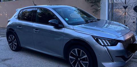 Peugeot 208 2022