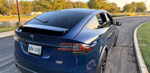 Tesla Model X 2022
