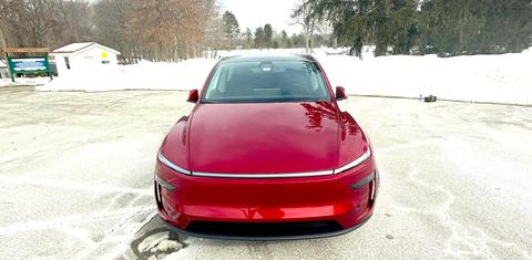 Tesla Model Y 2026