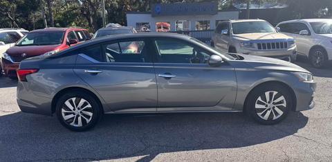 Nissan Altima 2020