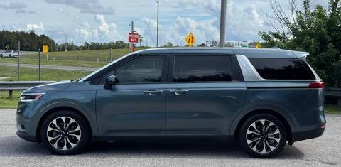 Kia Carnival 2023
