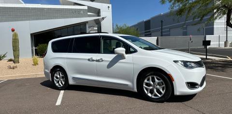 Chrysler Pacifica 2017