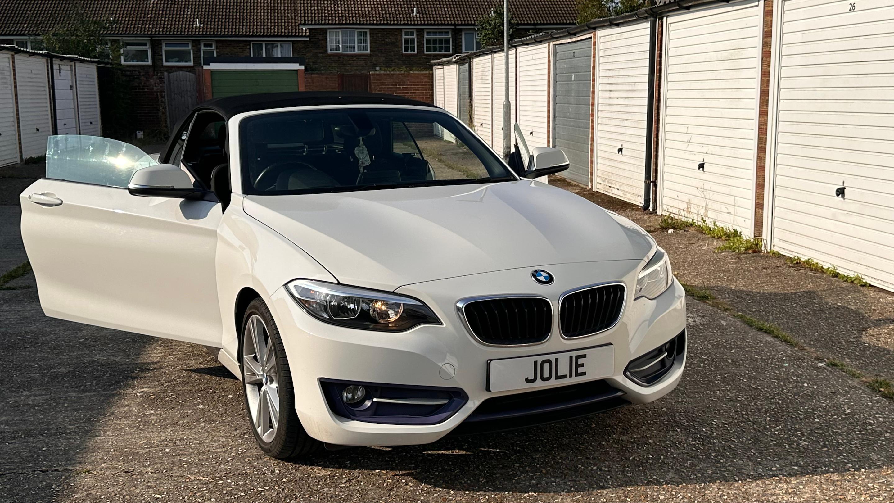 BMW 2 Series 2015 in Crawley